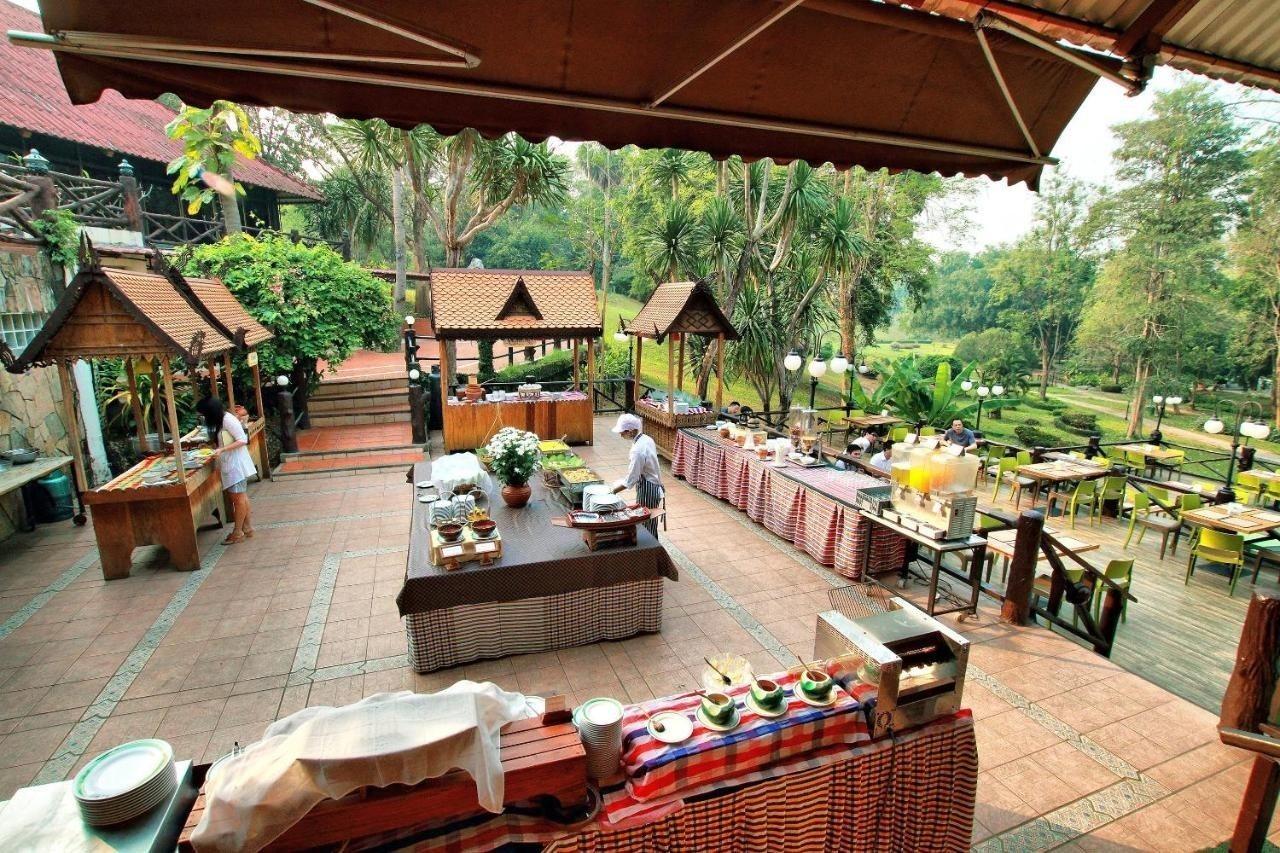 Pung-Waan Resort Ban Huai Maenam Noi Exterior foto
