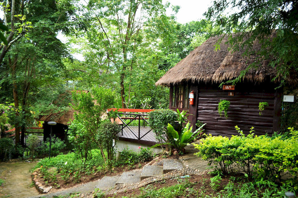 Pung-Waan Resort Ban Huai Maenam Noi Exterior foto